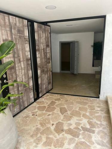 Provenza 8bedroom Home