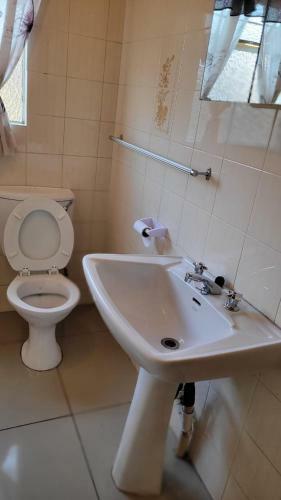 Apartamento Pansy Road Selfcatering Unit