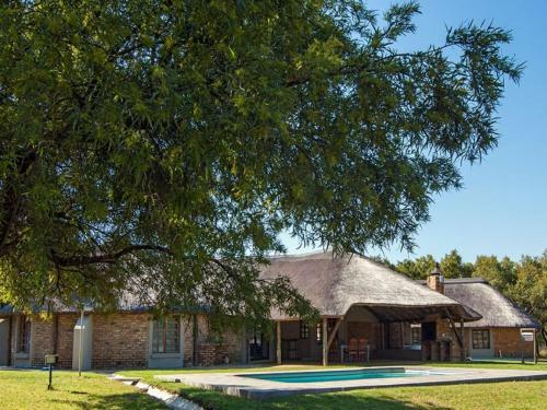 Lodge Evarne's Horse Hotel