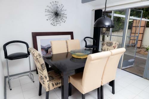 Hostal Gutlom Rivonia