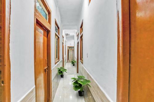 Hotel Oyo Flagship 90814 Platinum Guest House