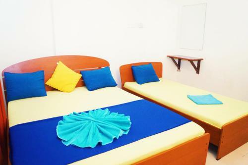 Hotel Oasis Skybeach Hostel - Negombo