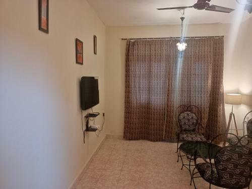 Palm 1bhk Apartment By Ronne's