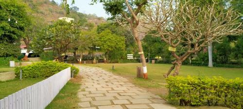 Hotel Hiranya Resorts