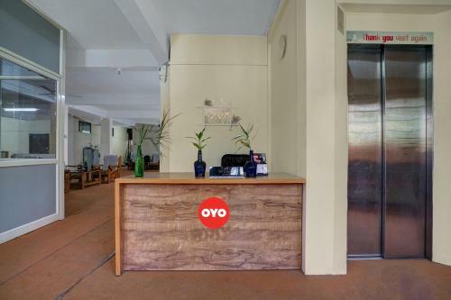 Hotel Oyo 90248 Greenway Residency