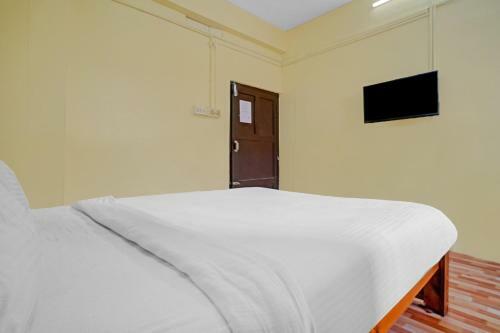 Hotel Oyo 90248 Greenway Residency