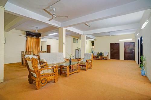 Hotel Oyo 90248 Greenway Residency