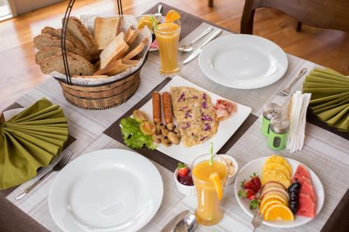 Bed & Breakfast C I Residence