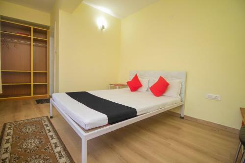 Hotel Capital O 68807 Maya Residency