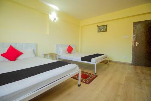 Hotel Capital O 68807 Maya Residency