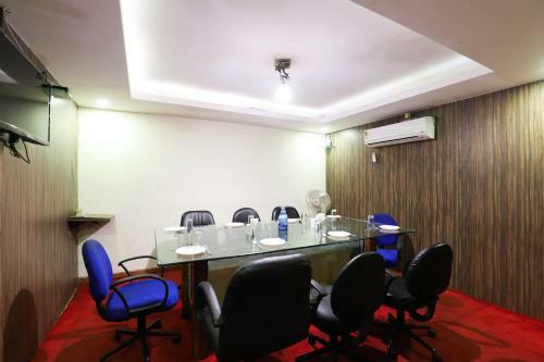 Townhouse 965 Hotel Gokul
