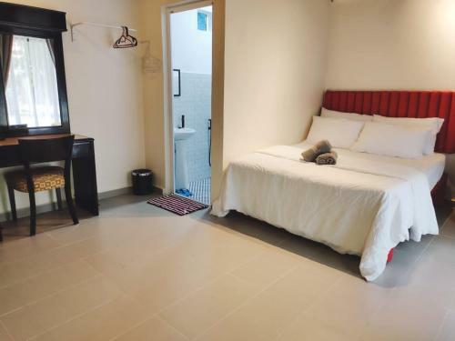 Hostal Chalet Kampung Yan (official)