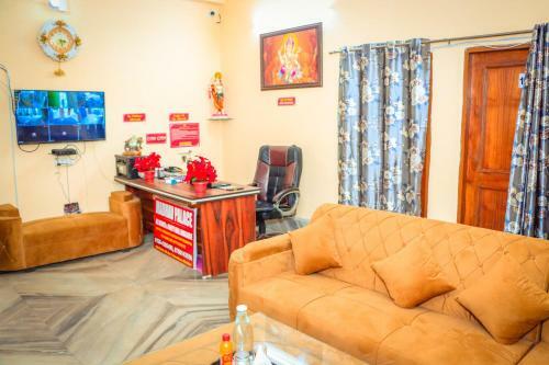 Bed & Breakfast Hotel Madhav Palace