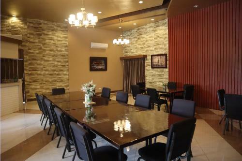 Primus Hotel And Resort