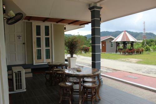 Freesia 2 Bedroom