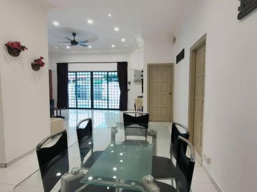 Villa Malacca Town Tranquerah Cluster Home #404a