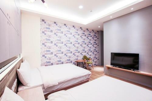 Amethyst Bay Theme Homestay II