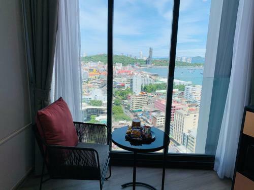 Apartamento Edge Central Pattaya #520