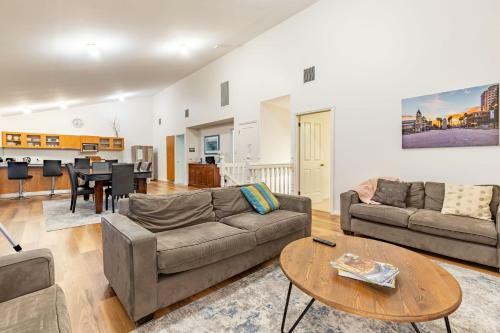 New Listing Discount Hindmarsh Hideaway - Gorgeous Waterfront Home Pet Friendly Private Jetty