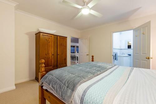 New Listing Discount Hindmarsh Hideaway - Gorgeous Waterfront Home Pet Friendly Private Jetty