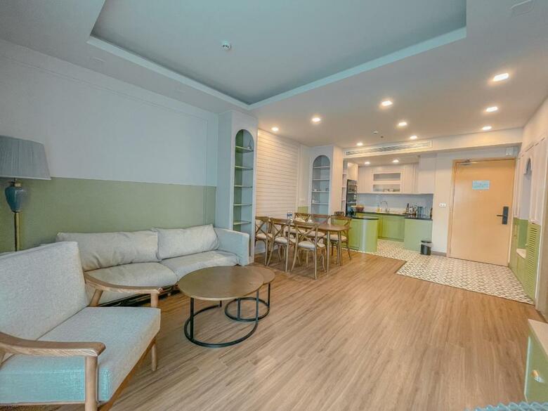Flc Sea Tower - St Apartment