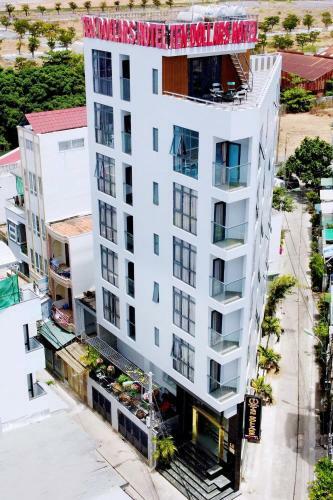 Hotel Ten Dollars
