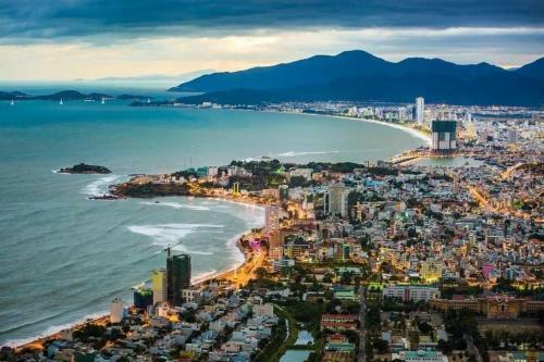 Apartamento C?n H? View Bi?n M??ng Thanh Vi?n Tri?u