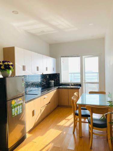 Apartamento C?n H? M??ng Thanh 3 Ph�ng Ng? View Bi?n