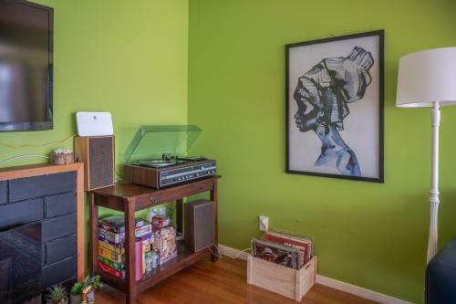 Bayview Beauty - Charteris Bay Holiday Home