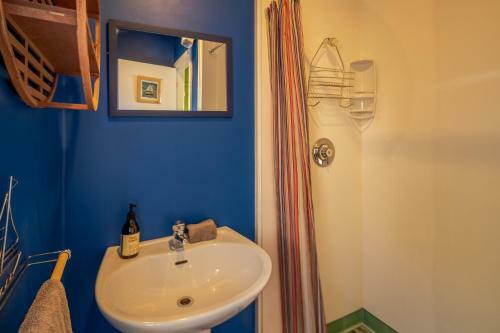 Bayview Beauty - Charteris Bay Holiday Home