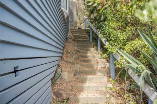 Bayview Beauty - Charteris Bay Holiday Home