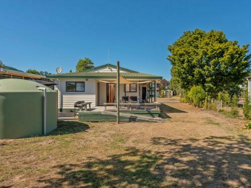 Oyster Bliss - Cooks Beach Holiday Home