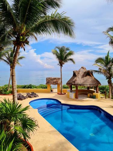 Apartamento Stylish Oceanfront Condo With Pool