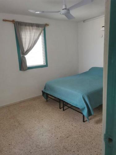 Casa Turquesa Enfrente De Parque