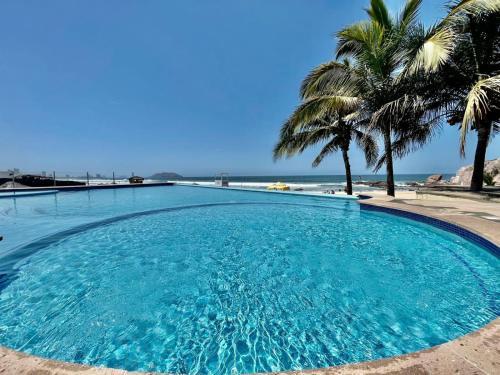 Casa de Lujo Playa Brujas Residence Mazatl�n ( Casa Ambar)