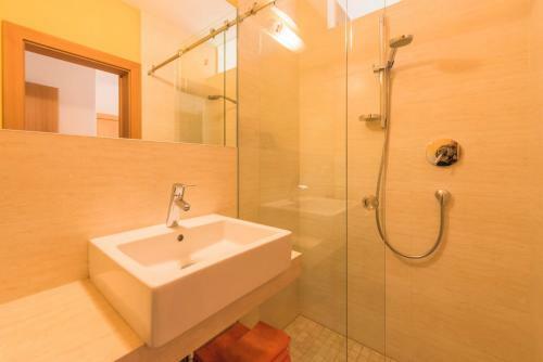 Aparthotel Residence-garni Haus Tschenett