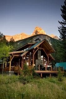 Cathedral Mountain Lodge