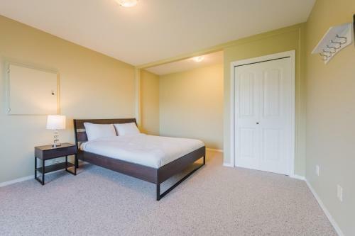 Apartamento Cheerful 4 Bedroom House In Peachland