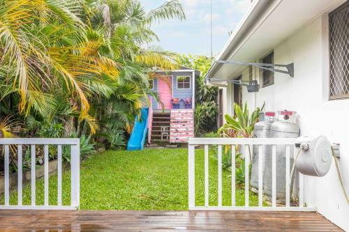 Currumbin Creek Cottage