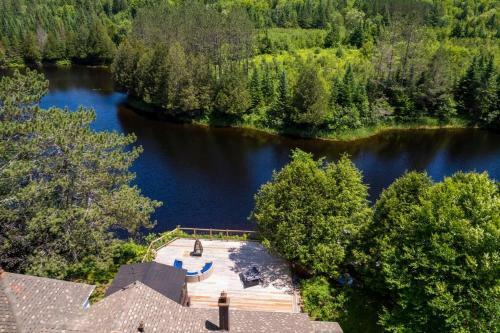 Villa Chic Antique, Bord de Lac � 30 Min de Tremblant