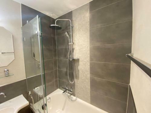 Comfortable Apartment In Kitzb�hel With Garden