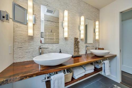 Heavenly Hideaway On The Healdsburg Plaza