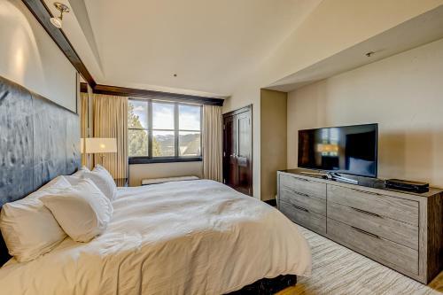 Constellation Residences
