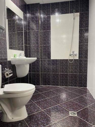Riverpark Grand Apartment