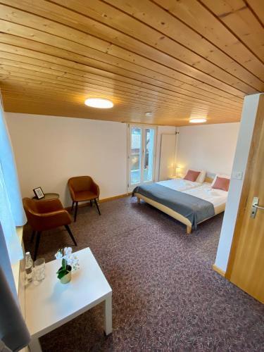Sonnenhof Room 1