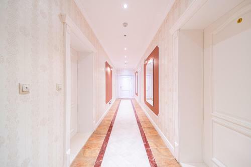 La Mer Luxury Apartments