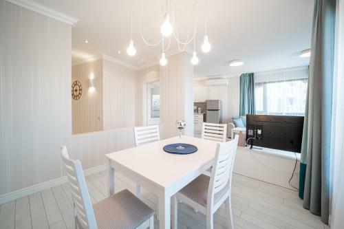 La Mer Luxury Apartments
