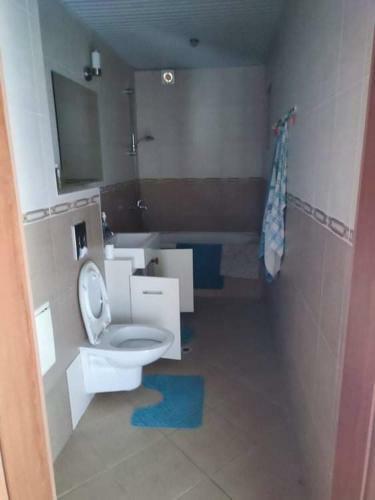 Golden Sands Apartment