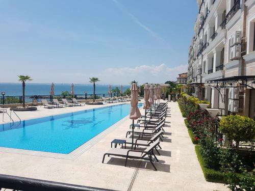 Onyx 2 Private Beach Apartment