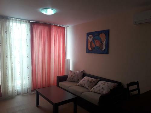 Gradina Sunny Deluxe Apartment